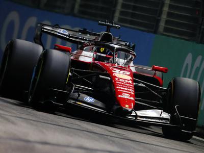 Prenovljeni Mercedes počasnejši, Verstappen na šprintu s prvega mesta