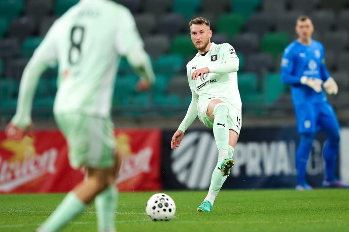 Veljko Jelenković NK Olimpija | Veljko Jelenković je s poškodbo kolena sezono predčasno končal. | Foto Filip Barbalić