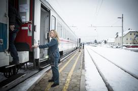 Ženske v moških poklicih vlak sprevodnica vlakovodja