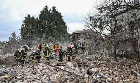 Zelenski sporočil žalostno novico: Stara je bila 15 let