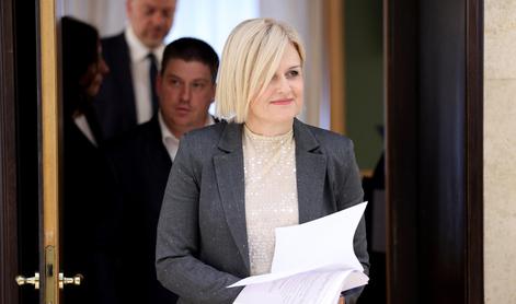 Kdo je županji ukradel čokolado? Zahteva preiskavo.