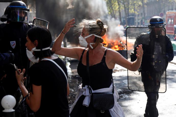 Protestniki v Parizu | Foto Reuters