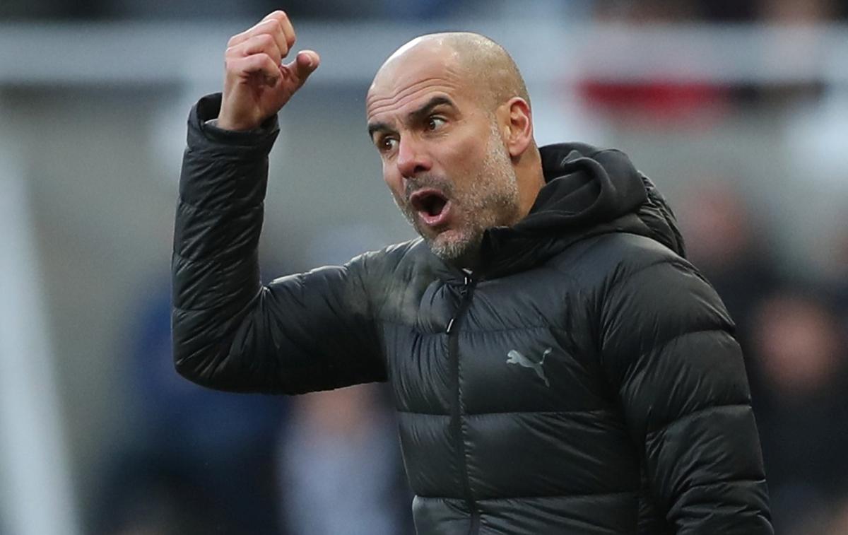 Josep Guardiola | Pep Guardiola z Manchester Cityjem za Liverpoolom v angleški premier ligi zaostaja že za 11 točk, a je očitno zadovoljen z moštvom, ki ga ima. | Foto Reuters