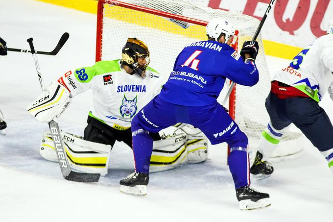 Največ priložnosti za branjenje je dobil Matija Pintarič. | Foto: Hokejska zveza Slovenije