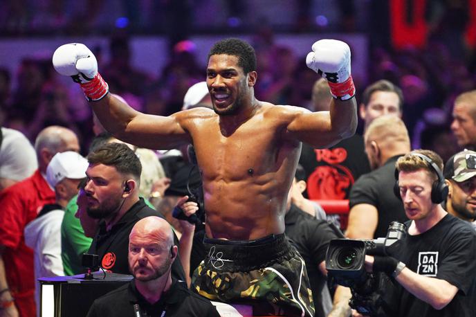 Anthony Joshua | Dvakratni svetovni prvak v težki boksarski kategoriji, Britanec Anthony Joshua, je po težki borbi in preobratih premagal Albanca Kristiana Prengo. | Foto Guliverimage