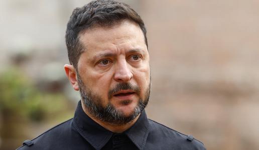 Zelenski je kritičen: Že skoraj mesec dni čakamo
