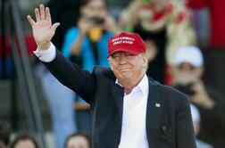 Trumpovo spogledovanje s KKK in njegovi kratki prsti