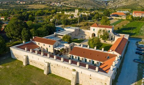 Nogometaš Šime Vrsaljko prevzel luksuzni hotel na Hrvaškem