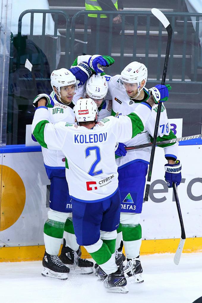 Hokejisti Ufa Salavat igrajo v ligi KHL in so v republiki Baškortostan deležni večje priljubljenosti od nogometnega prvoligaša. | Foto: Guliverimage/Vladimir Fedorenko