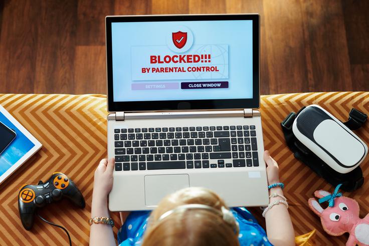 Starševski nadzor vam lahko pomaga pri načrtovanju in omejevanju časa, ki ga otrok preživi na internetu. | Foto: Shutterstock