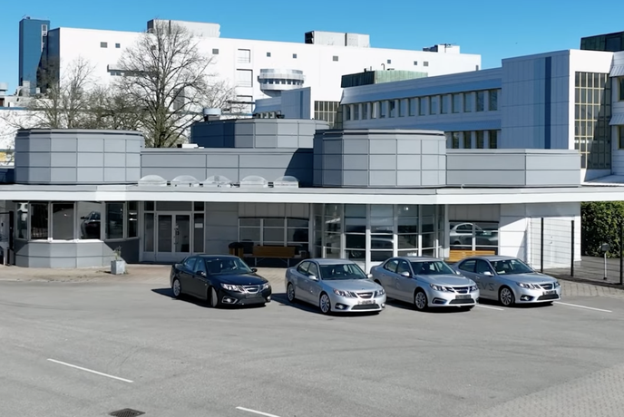 Ostanki Saaba po večkratnem finančnem zlomu: na dražbo zadnjih sedem avtomobilov
