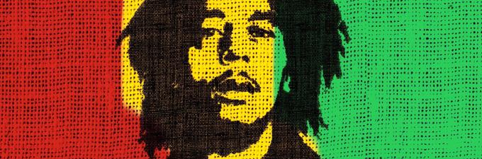 Bob Marley, glasbenik, revolucionar, legenda, pa tudi navdušen nogometaš, ljubimec, mož in oče enajstih otrok. Edini film o Bobu Marleyju, ki ga je avtorizirala njegova družina, je ultimativni filmski dokument o življenju, delu in zapuščini enega najvplivnejših glasbenikov 20. stoletja.

 | Foto: 