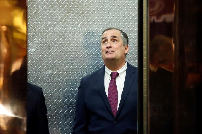 Krzanich je bil med povabljenimi na srečanje z ameriškimi tehnološkimi direktorji, ki ga je Trump v svojem nebotičniku v New Yorku organiziral pred selitvijo v Belo hišo. (Klik na fotografijo za zgodbo) | Foto: Reuters