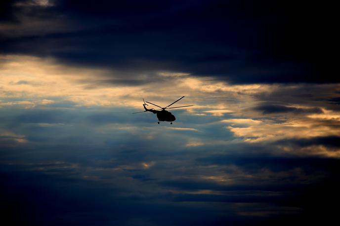 Helikopter | Vzrok za strmoglavljenje helikopterja še ni znan. Fotografija je simbolična. | Foto Getty Images