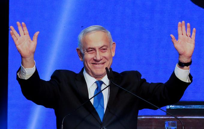 V primeru, da bo spoznan za krivega, Netanjahuju grozi do deset let zapora. Sojenje bi lahko sicer trajalo mesece ali celo leta. | Foto: Reuters