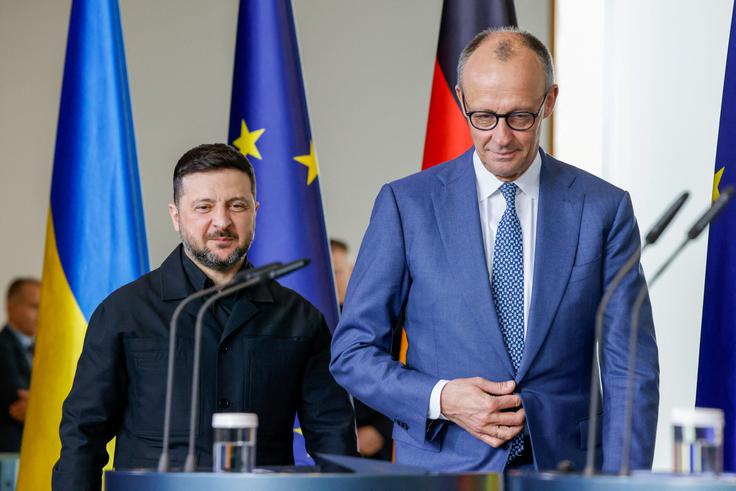 Ob obisku Zelenskega v Berlinu sta Ukrajina in Nemčija sklenili vrsto sporazumov za širitev sodelovanja na področju oboroževanja. | Foto: Reuters