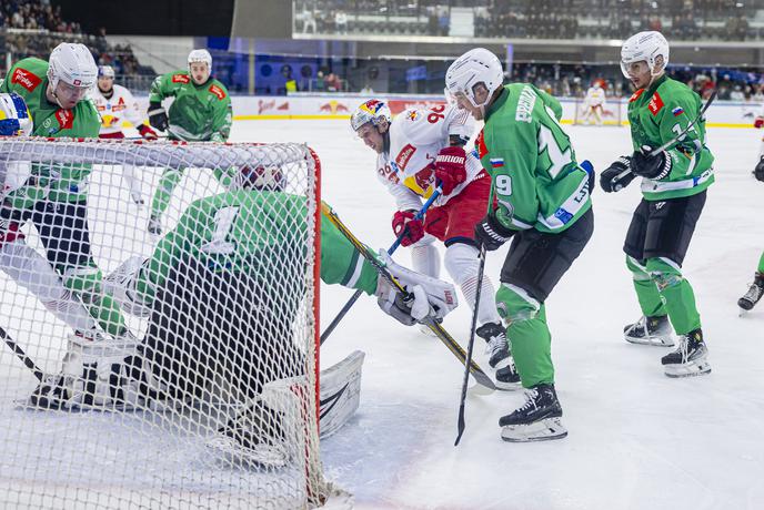 Poraz Olimpije s prvaki, sedem golov legionarjev