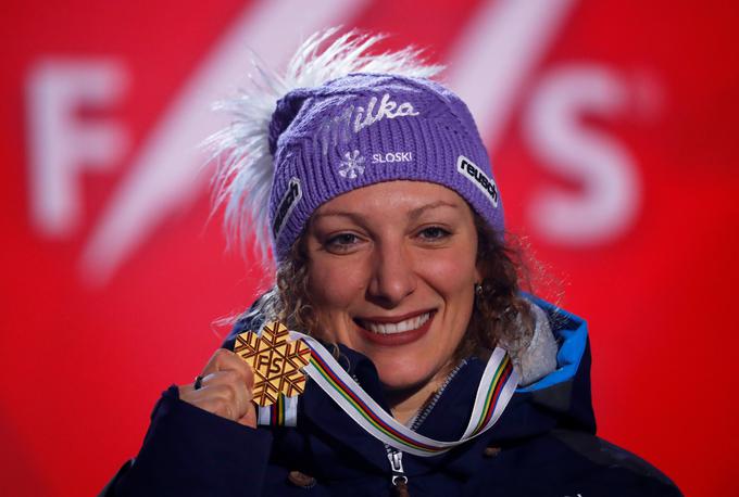 Ilka Štuhec medalja Aare 2019 | Foto: Reuters