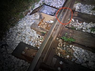 Na postajališču Vintgar zaradi namerne poškodbe infrastrukture iztirjenje vlaka