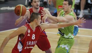 Slovenski košarkarji prvič poraženi v Beogradu