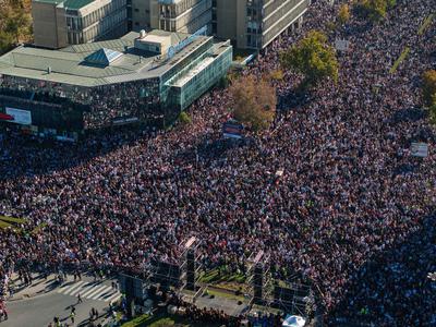 V Novem Sadu obeležili obletnico padca nadstreška #video
