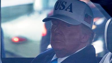 Švicarji osupli: Trump nepovabljen prihaja k njim