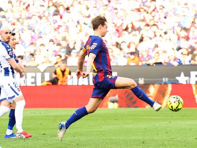 Barcelona izgubila Frenkieja de Jonga za vsaj pet tednov