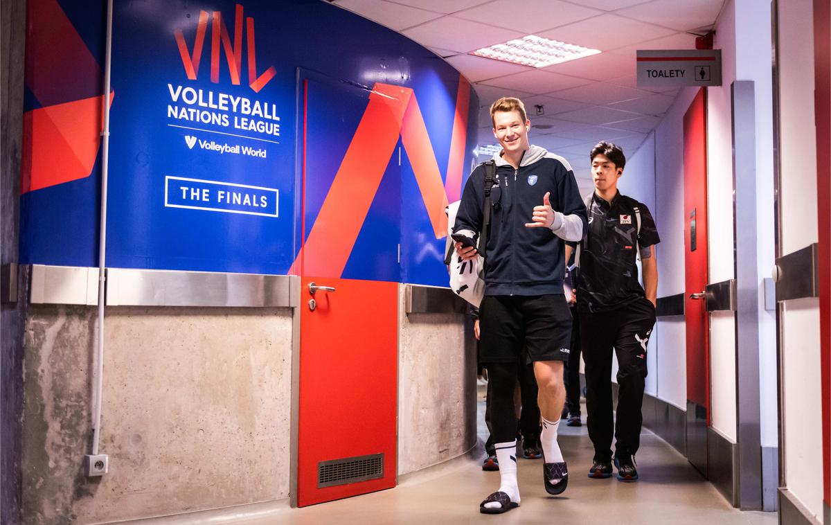 Rok Možič | Rok Možič zaradi operacije gležnja na prvih dveh turnirjih lige narodov ni mogel pomagati slovenski reprezentanci, se ji bo pa pridružil prihodnji teden. | Foto Volleyball world