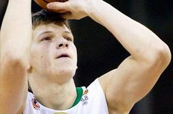 Klobučar iz Olimpije v Partizana