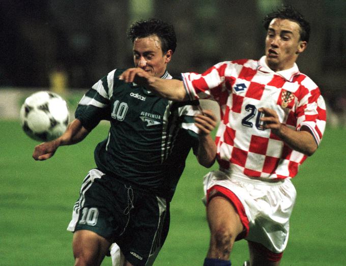 Primož Gliha je pogosto zadeval proti Hrvaški. Večkrat je bil v obrambi zanj zadolžen Dario Šimić. | Foto: Reuters