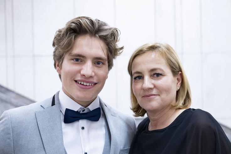 "Največkrat mi pomaga mami. Ona je vendarle psihologinja. Poslušam njene nasvete, ki so vredni zlata." | Foto: Ana Kovač