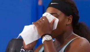 Serena Williams sredi dvoboja prosila za kavo (video)