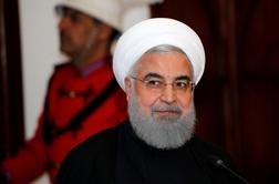 Iran noče vojne z ZDA, zato Trumpa poziva, da se vrne k pogajalski mizi