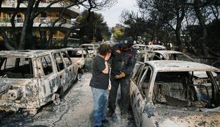 V požaru v Grčiji umrlo 91 ljudi, številni pogrešani