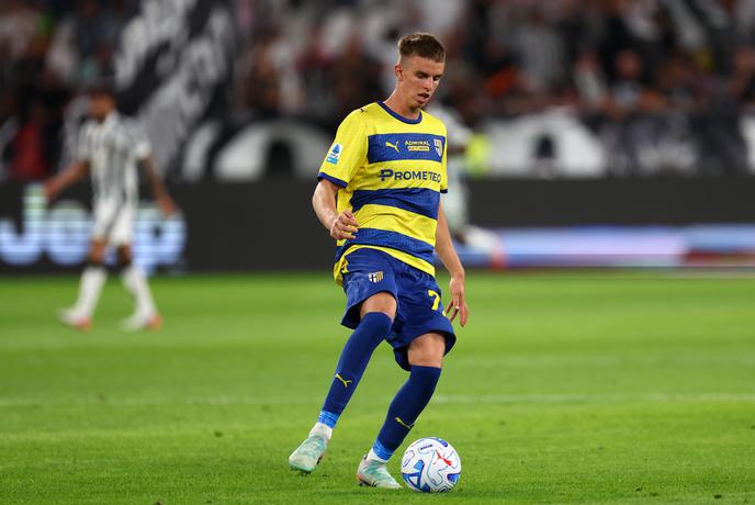 Milan Laziu vzel prvi točki, na delu že Drobničeva Parma #vŽivo