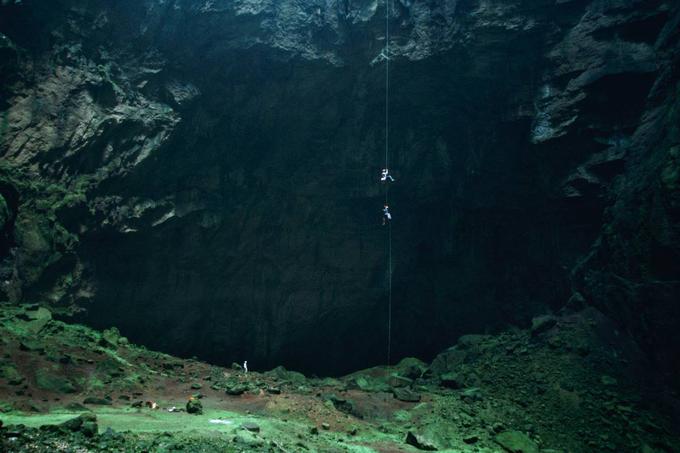 Najgloblja jama na svetu je Krubera v Gruziji. Višinska razlika, ki jo je treba premagati od vhoda do konca poti, je približno 2.200 metrov.  | Foto: 