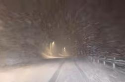 Reka in hrvaška Istra pod vodo, snežna nevihta v Avstriji #video