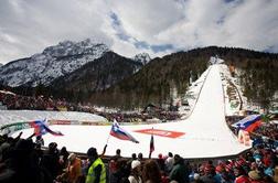 V Planici se vendarle premika