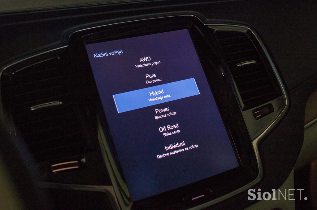 Volvo XC90 T8