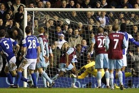 Na Wembleyju Arsenal proti Birminghamu