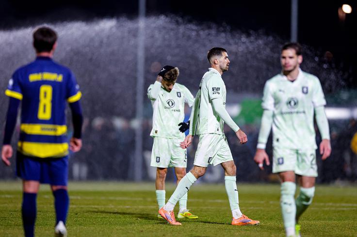 Zmaji so v sredo doživeli nepričakovan izpad v pokalnem tekmovanju proti Brinju. | Foto: Aleš Fevžer