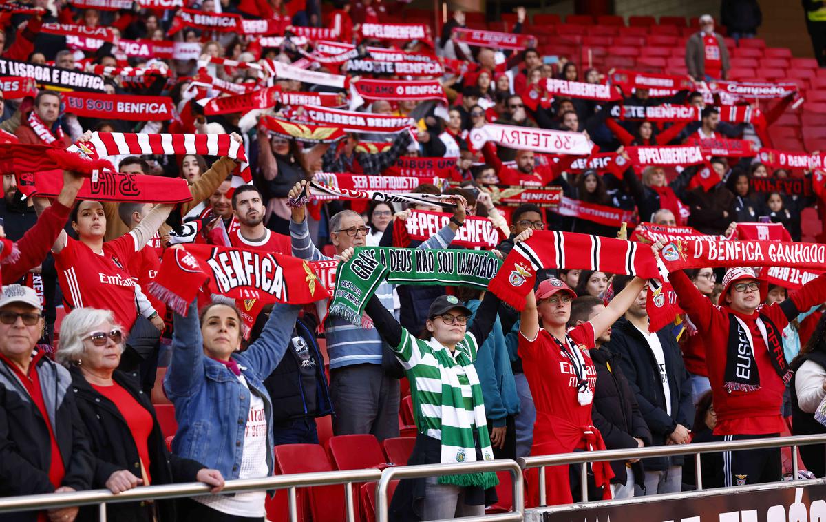 Benfica Sporting Navijači | Ljubitelji ženskega nogometa so v soboto na Luzu prisostvovali zgodovinskemu prizoru svetovnega nogometa, | Foto Guliverimage