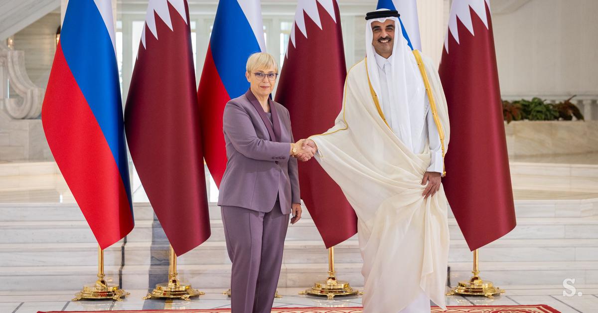 Pirc Musar s katarskim emirjem o tesnejšem sodelovanju med državama