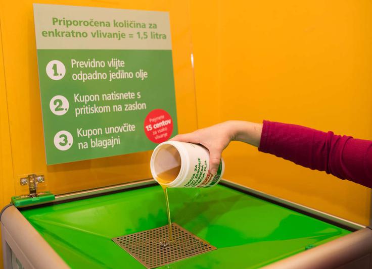 Odpadno jedilno olje oddajte v zbiralnik v izbranih trgovinah SPAR in INTERSPAR. | Foto: Spar