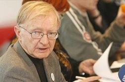 Sindikati nasprotujejo vladnemu predlogu sprememb zakona o sistemu plač v javnem sektorju
