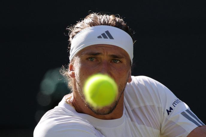 Alexander Zverev | Alexander Zverev je zanesljivo napredoval. | Foto Reuters