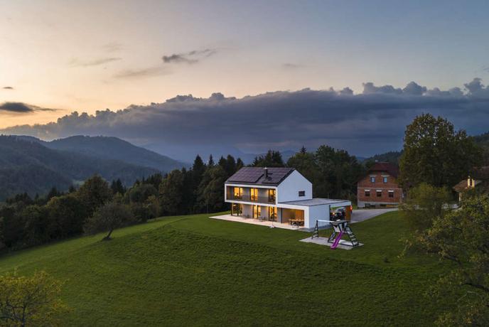 LUMAR Zero Emission Tour – ogled najbolj kakovostnih hiš v Sloveniji