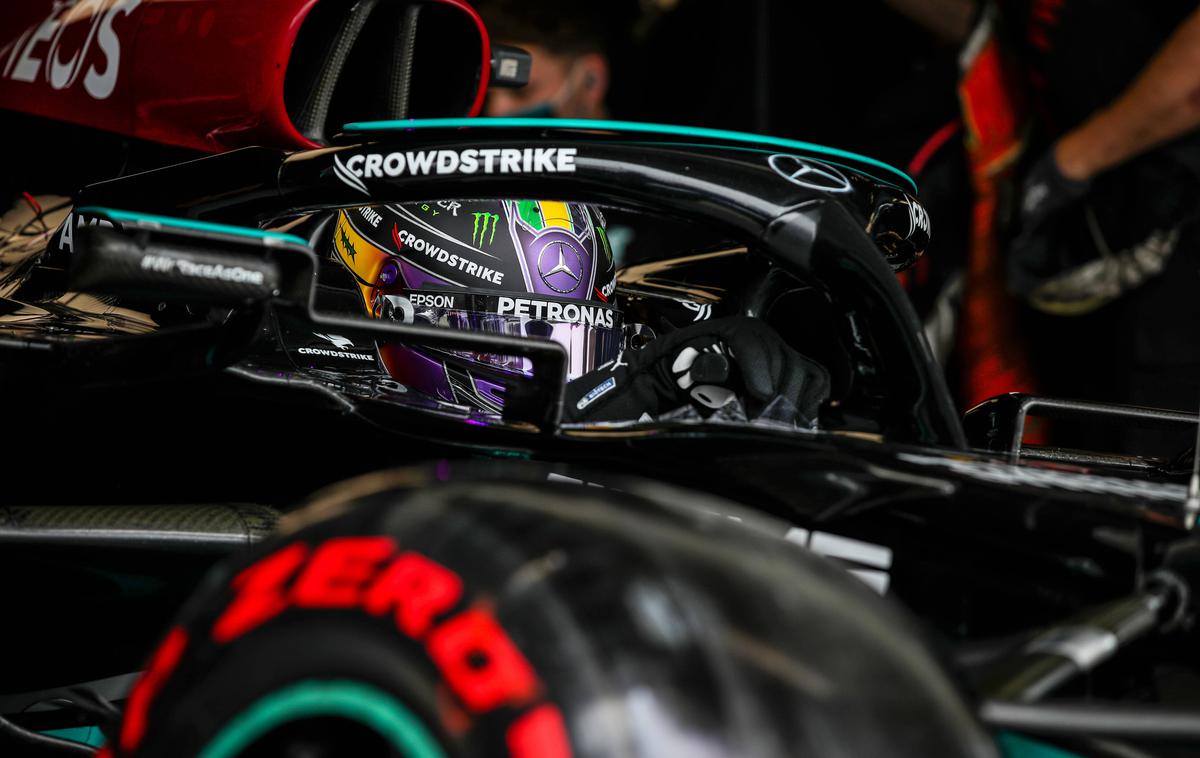 Lewis Hamilton | Lewis Hamilton je bil najhitrejši na prvem prostem treningu pred VN Brazilije. | Foto Guliverimage
