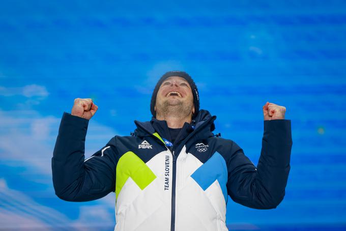 Tim Mastnak je po naslovu svetovnega podprvaka in zmagovalca skupnega seštevka svetovnega pokala v paralelnem veleslalomu postal še olimpijski podprvak.  | Foto: Anže Malovrh/STA