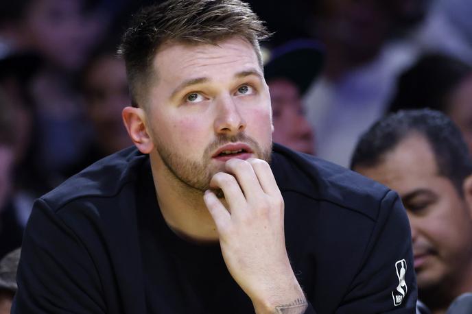 Luka Dončić | Luka Dončić še čaka na svoj prvenec v dresu LA Lakers. | Foto Guliverimage